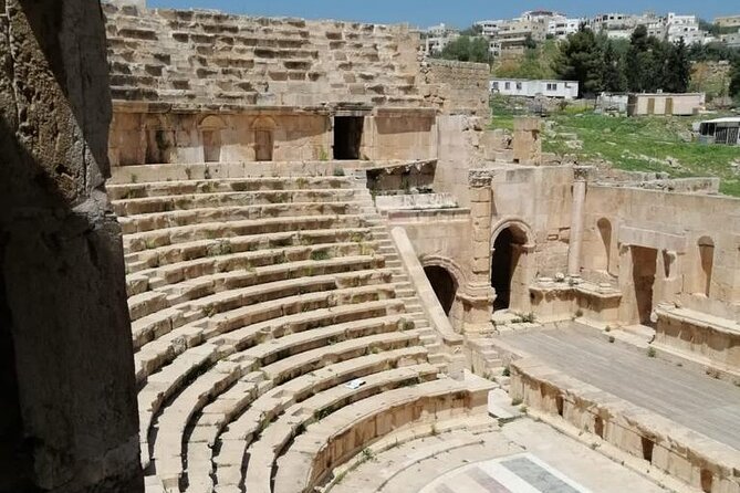 1 Day Tour to Amman Jerash and Ajloun castle - What the private car adds to the day