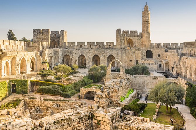 1-Night Private Jerusalem and Bethlehem Tour from Amman - Entering the Old City through Damascus Gate