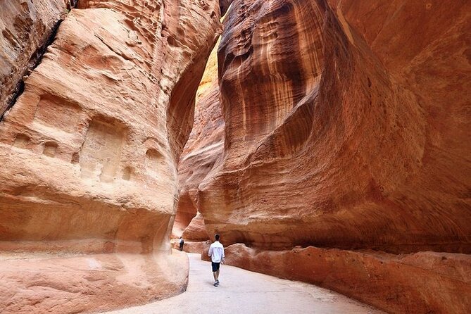 2-Day Private Tour from Amman: Petra, Wadi Rum Camp & Dead Sea. - The Morning 4x4 Ride Through Wadi Rum