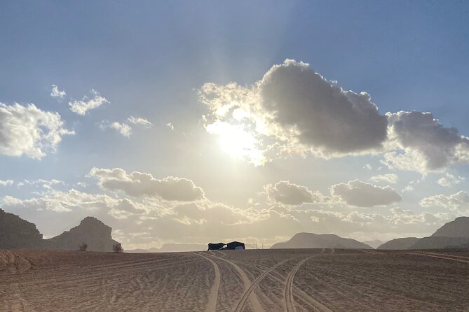 3-Day Group Tour to Petra, Wadi Rum and northern Jordan from Amman/Dead Sea - Petra by Night and the second morning