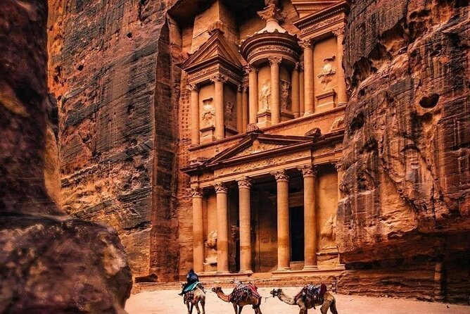 3 Day Private Tour from Amman to Madaba Dead Sea, Petra,Wadi Rum - Little Petra before the main event