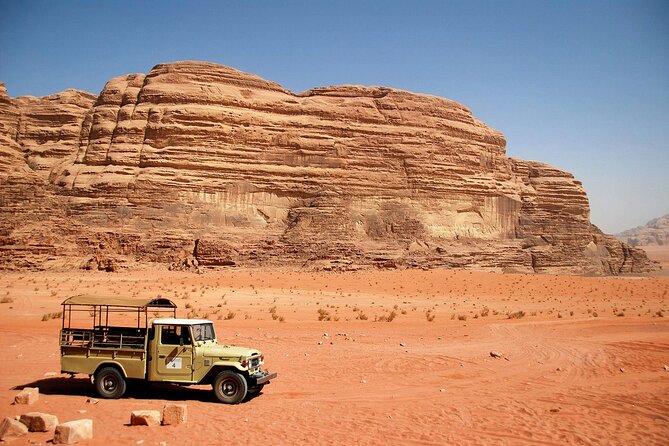 3 Days Jordan Fun & Activity Tour - From Petra to a bubble tent in Wadi Rum