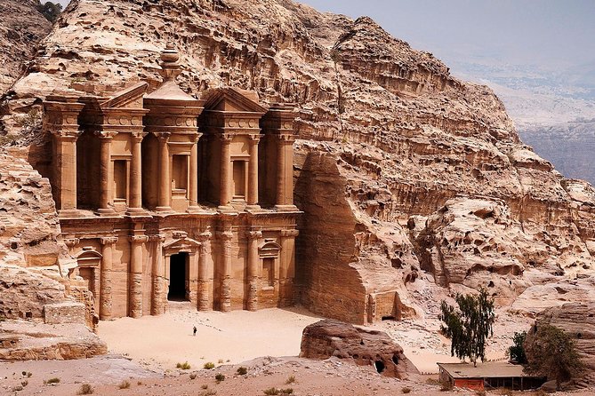 3 Days Tour Petra, Wadi Rum, Dead Sea - What the driver can and cannot do