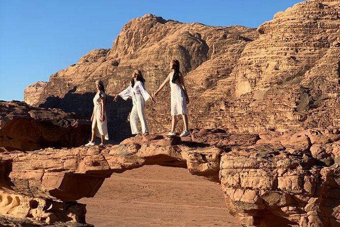 3Day Private tour from Amman to Petra Wadi Rum Aqaba Dead Sea - Day two: five focused hours in Petra