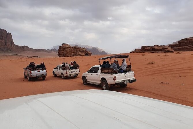 4 hours Jeep tour with overnight - Meeting Ahmed in Wadi Rum Village