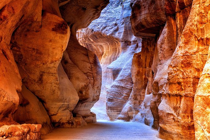 4-Night Jordan Wonders Amman Hotel:Petra,Wadi Rum,Aqaba& Dead Sea - What is included, and what will cost extra