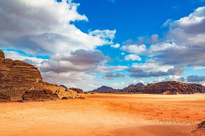 4-Night Private Exploring Jordan Tour - Wadi Rum: red cliffs, film locations, and a Bedouin night