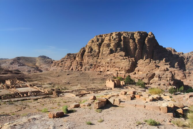 5-Day Jordan Tour in Petra, Wadi Rum, and the Dead Sea - Day 1: From Queen Alia Airport to Petra
