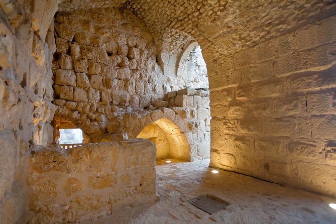 5-Night Private Magic Jordan Tour: Dead Sea, Mount Nebo, Amman, and Jerash - Meals, hotels, and extra costs