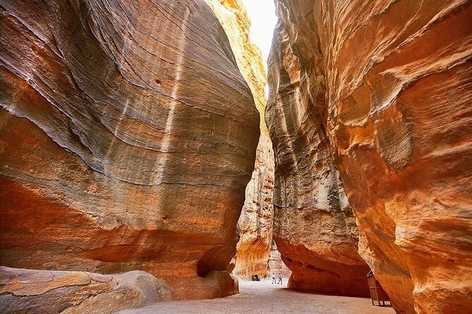 8 Days Jordan Tour: Petra, Wadi Rum, Aqaba - Aqaba gives you a slower morning