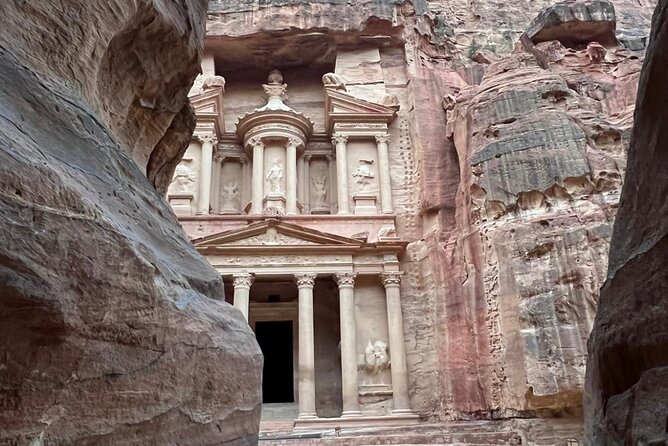 Amman Airport Private Transfer To Multi Destinations - Why a private airport ride helps in Jordan