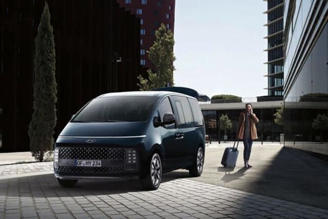 Amman Airport Transfer vice versa - The 45-minute ride into Amman