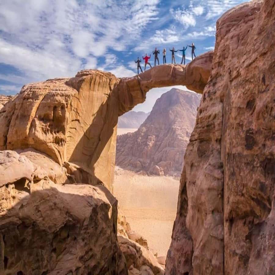 Amman Private Tour Petra Wadi Rum And Dead Sea 2day Bubble - Should you book this tour?
