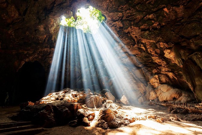 Cave of the Seven Sleepers and Amman Islamic Sites Tour - Grand Husseini Mosque and King Abdullah Mosque