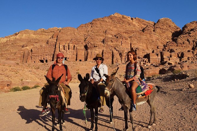 Day Tour to Petra from Dead Sea with lunch - Entering Petra through the Siq