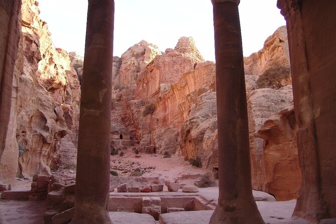 Day Tour to Petra from Dead Sea with lunch - The private format and driver service