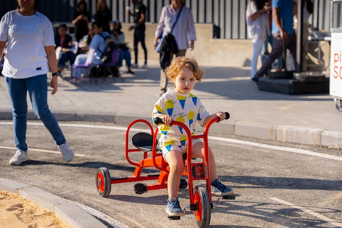Discover Trax Jo Playground and Traffic Park Fun - Playgrounds and sand area for younger children