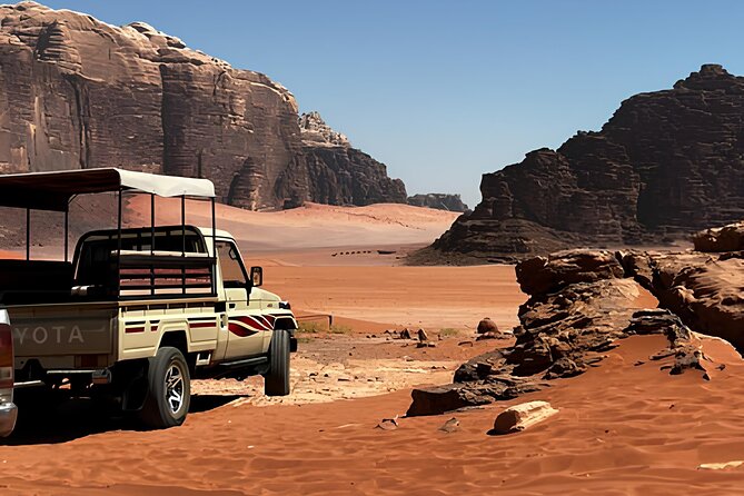 Discover Wadi Rum by 4x4 with a Bedouin guide - Choosing between the four tour options