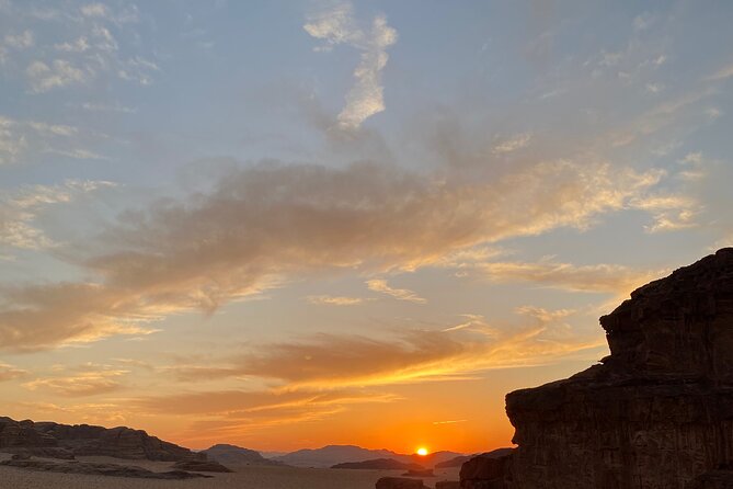 Explore Wadi Rum: Jeep Tour, Bed and Breakfast, and Dinner - Dinner, breakfast, and the overnight setup