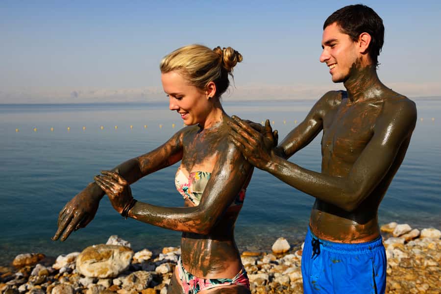 From Amman: 5-Hour Dead Sea Experience with Lunch & Return - What your 5-star resort access includes