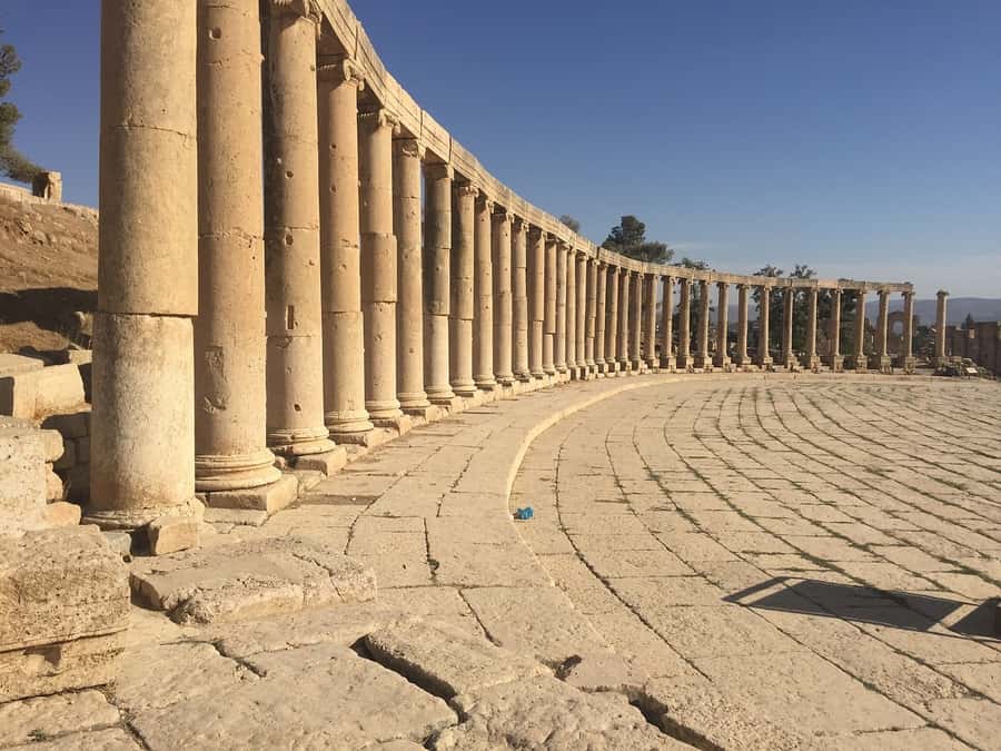 From Amman: Jerash, Umm Qais, and Jesus' Cave Private Trip - What the private driver adds