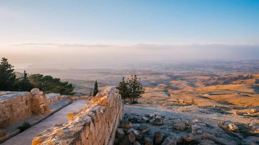 From Amman: Madaba, Mount Nebo, & Dead Sea Day Tour - Drivers, timing, and the private-group advantage