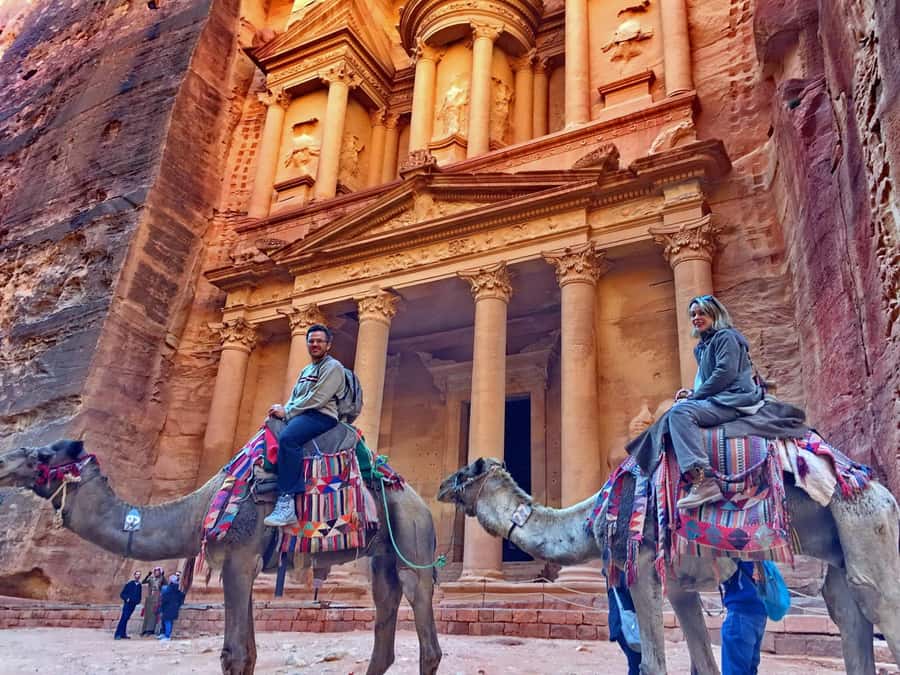 From Amman: Private Day Trip to Petra with Pickup - A long road from Amman to Wadi Mousa