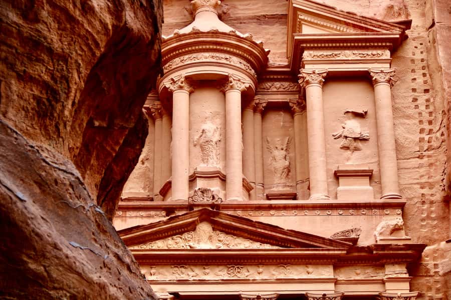 From Aqaba: Private Day Tour to Petra - One hour at Little Petra