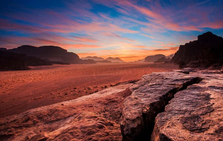 From Eilat: 2-Day Petra & Wadi Rum Tour with Camp Stay - Timing, weather, and comfort