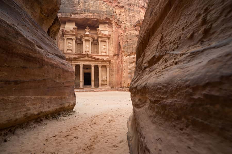 From Eilat: Petra Ancient City Tour and Buffet Lunch - Desert roads and the approach to Petra