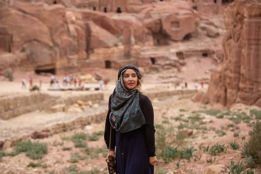 From Eilat: Petra Full-Day Guided Tour with Transfers - Entering Petra and seeing the rose-red city