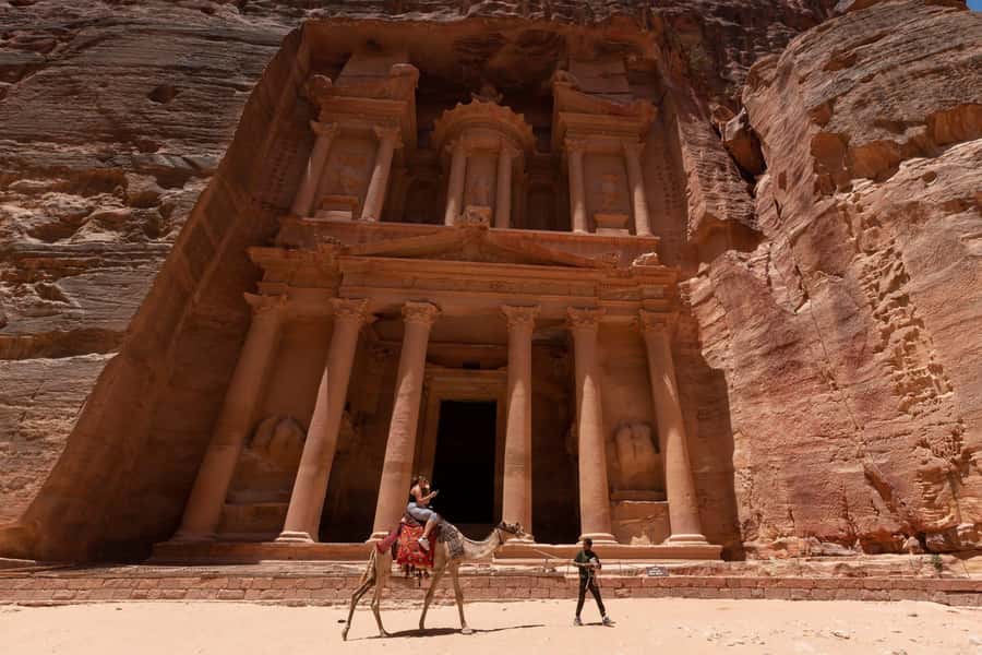 From Eilat: Petra Full-Day Guided Tour with Transfers - Who should book this Petra day trip?