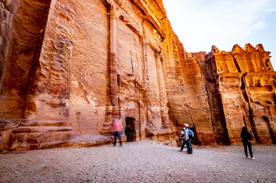 From Eilat: Petra Tour with Transfer and Lunch - Who should book this Petra tour?