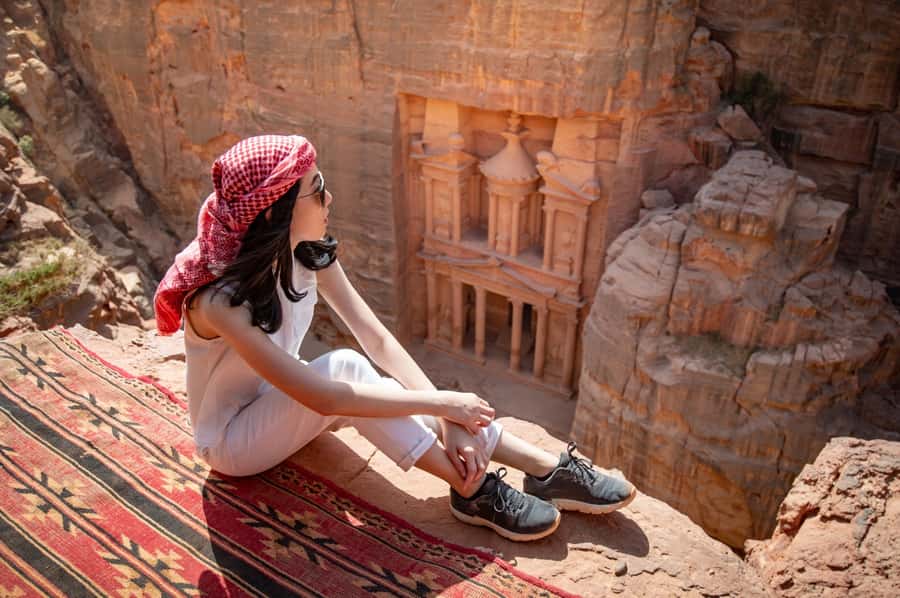 From Eilat: Petra Tour with Transfer and Lunch - Jordanian buffet lunch and the return drive
