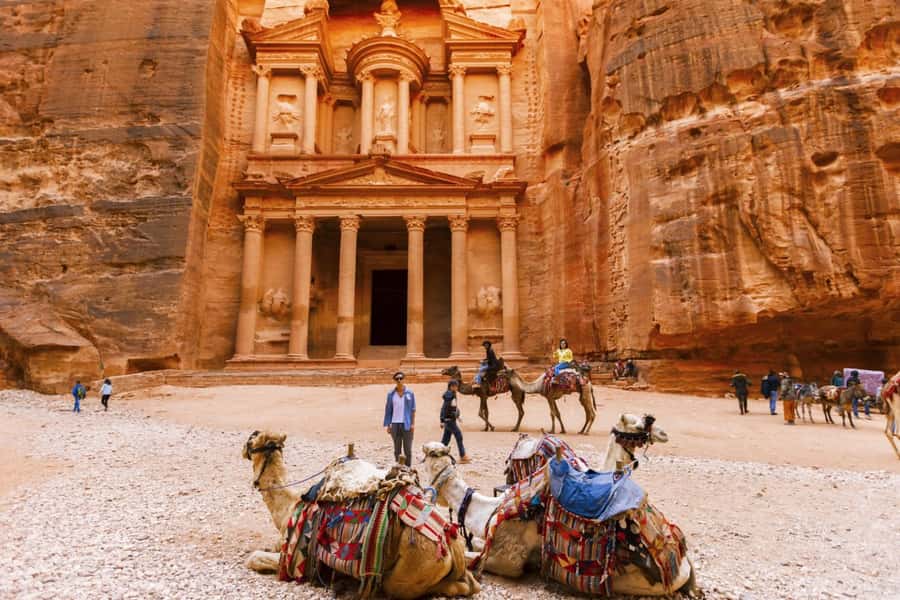 From Tel Aviv: Full-Day Trip to Petra with Roundtrip Flights - Lunch in Maan Governorate