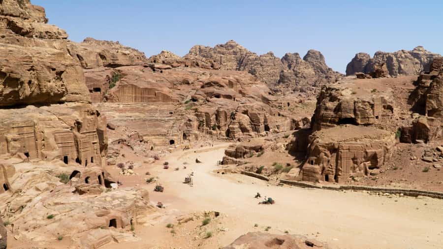 From Tel Aviv: Full-Day Trip to Petra with Roundtrip Flights - What the guide adds