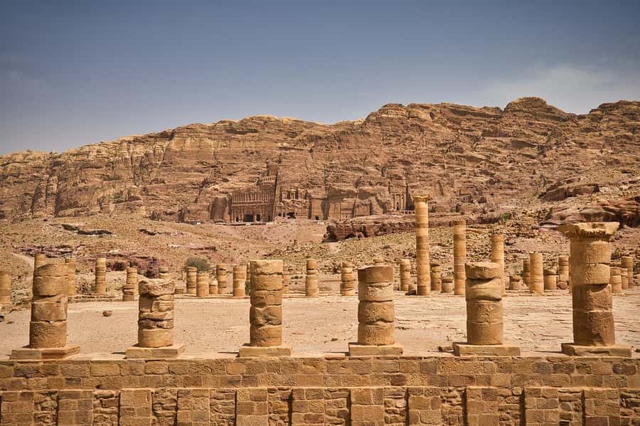 From Tel Aviv: Petra Guided Day Tour with Return Flights - Djinn Blocks and the Obelisk Tomb