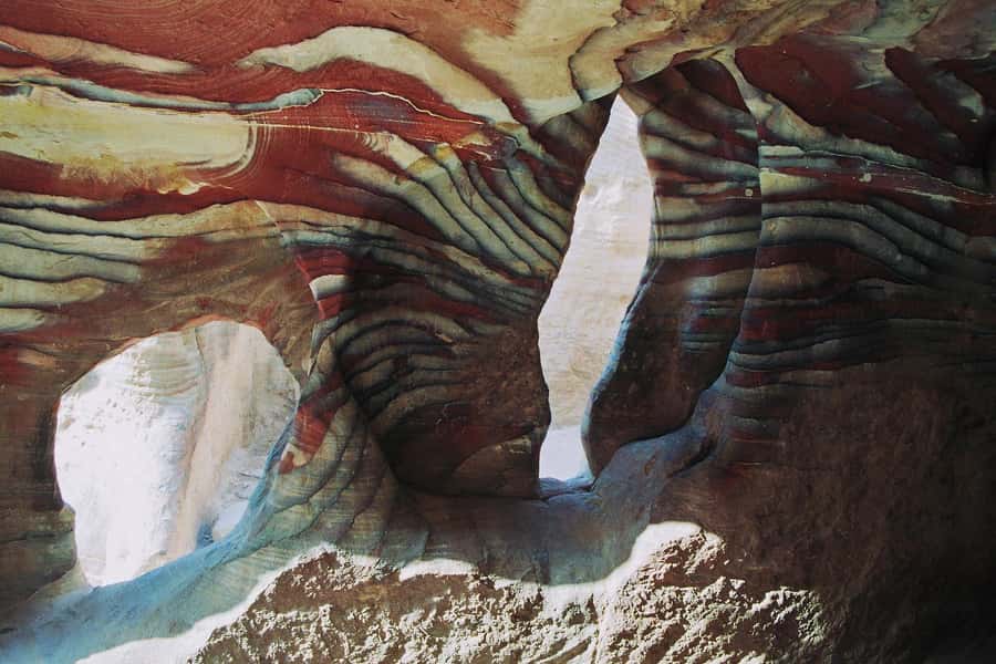 From Tel Aviv: Petra Guided Day Tour with Return Flights - Crossing Into Jordan at Arava