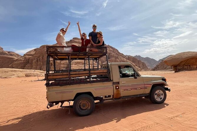 Full Day Jeep & Camel Tour No stay - Mushroom Rock and the first photo stops