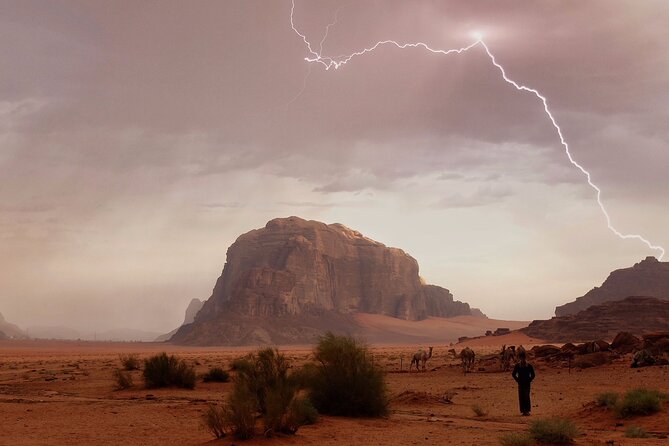 Full-Day Jeep Tour in Wadi Rum with Overnight Stay - Mushroom Rock and Burdah Rock Bridge