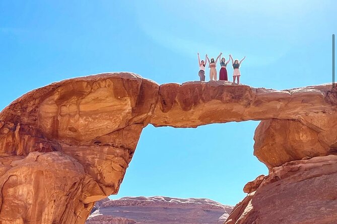 Full Day Jeep Tour + Night Under the Stars - Dinner, blankets, and the million-star night