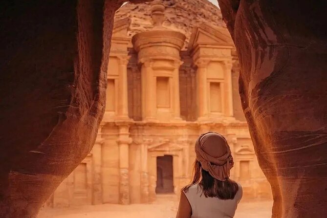Full Day Petra and Wadi Rum Private Guided Tour - From carved stone to Wadi Rum’s Moon Valley