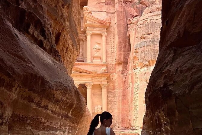 Full Day Petra and Wadi Rum Private Guided Tour - The long ride south in a private car