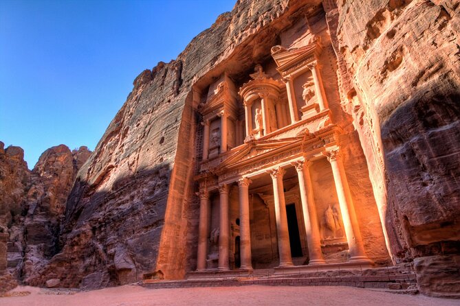 Full Day Petra and Wadi Rum Tour from Amman - The long road south from Amman