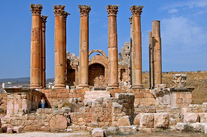 Full-Day Tour: Umm Qais, Jerash, and Ajloun from Amman - Umm Qais: ruins with a remarkable view