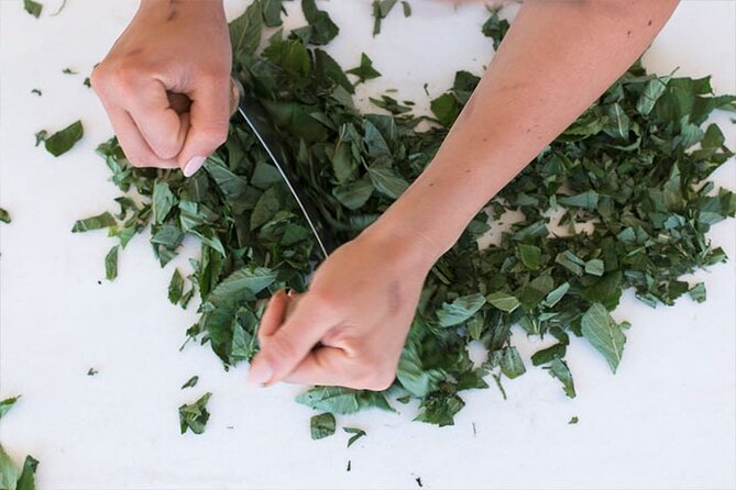 Half Day Cooking Class Experience with Amman Panoramic Tour - Cooking Jordanian food above old Amman