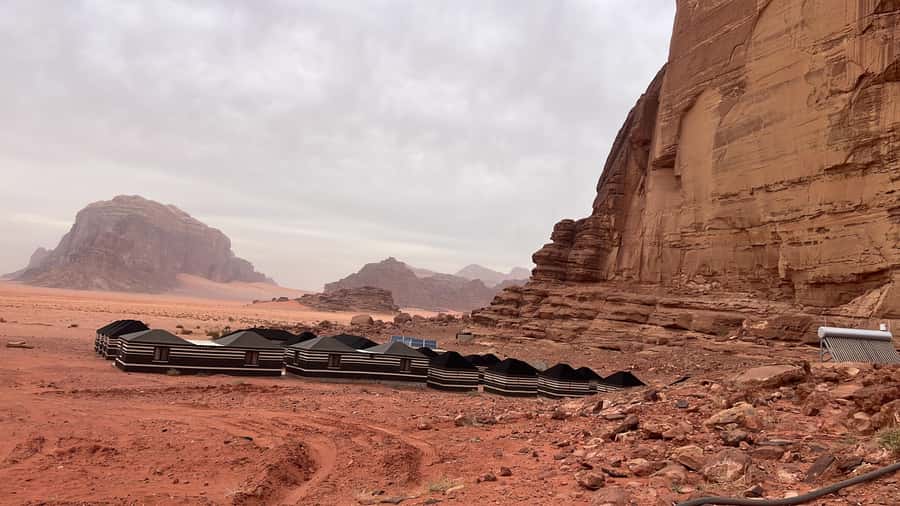 half day jeep tour &one night stay & all meals - Mushroom Rock, Burdah Bridge, and the midday stop