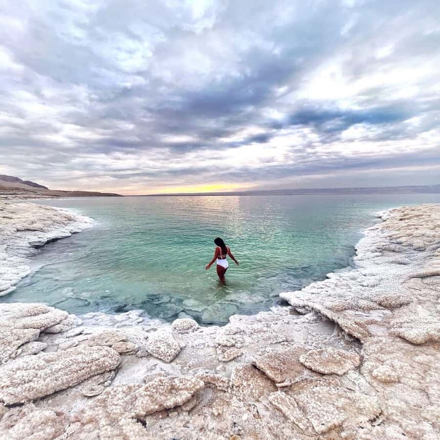 Half Day Tour Dead Sea , Pink Lake, Crystal beach From Amman - Four hours at the Dead Sea Beach