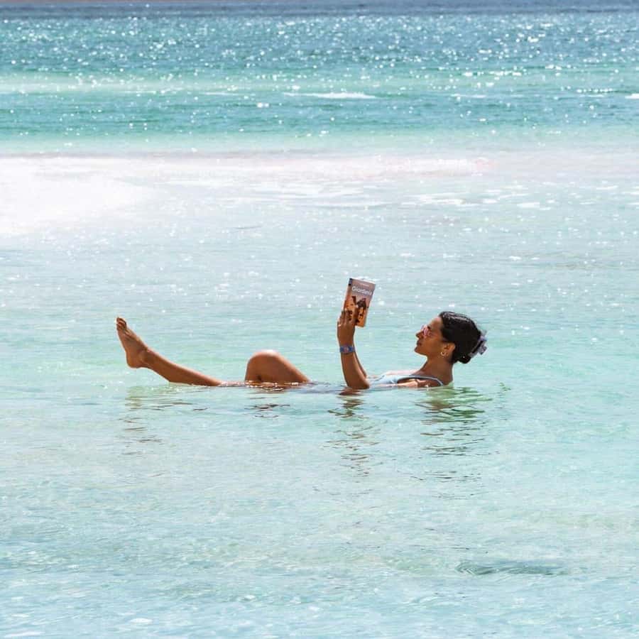 Half Day Tour Dead Sea , Pink Lake, Crystal beach From Amman - The mud treatment and what it is really like