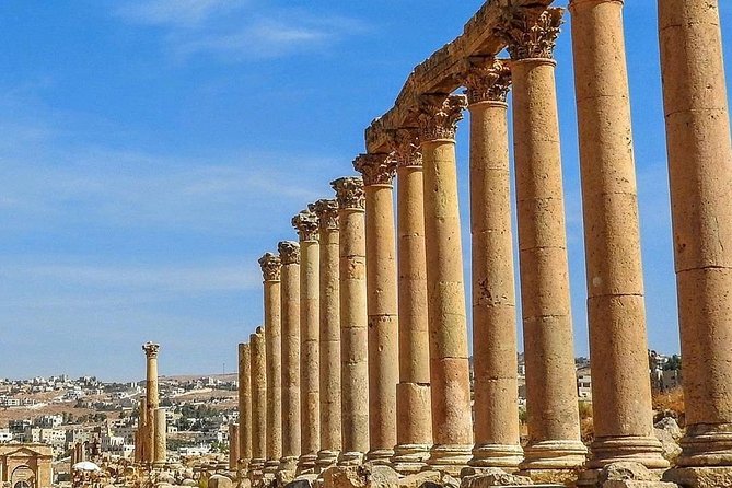 Half Day Tour to Jerash - Walking through the Roman city of Gerasa
